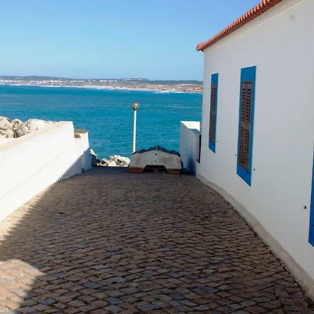 Friendly Peniche Apartment Extérieur photo